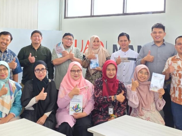 Prodi Manajemen FEB UAD Jalin Kerja Sama dan Gelar Workshop Penulisan Buku Ajar